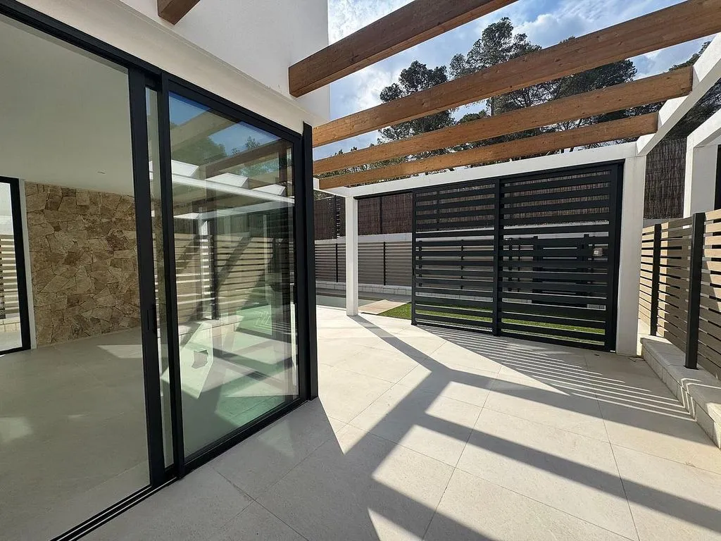 Terrasse - New Villa with Pool and Terrace in Cala Tarida, Ibiza