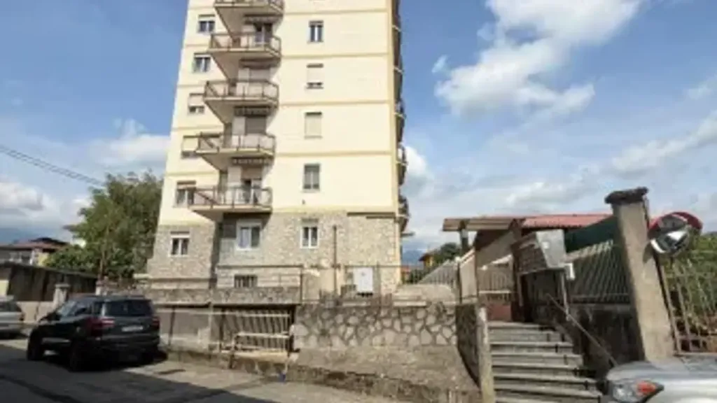 Välivaade - Central Flat with Balcony in Occhieppo Inferiore