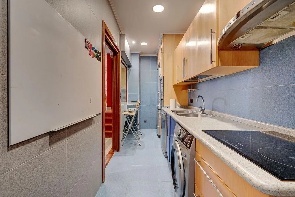 Köök - Spacious Flat with Views in San Roque