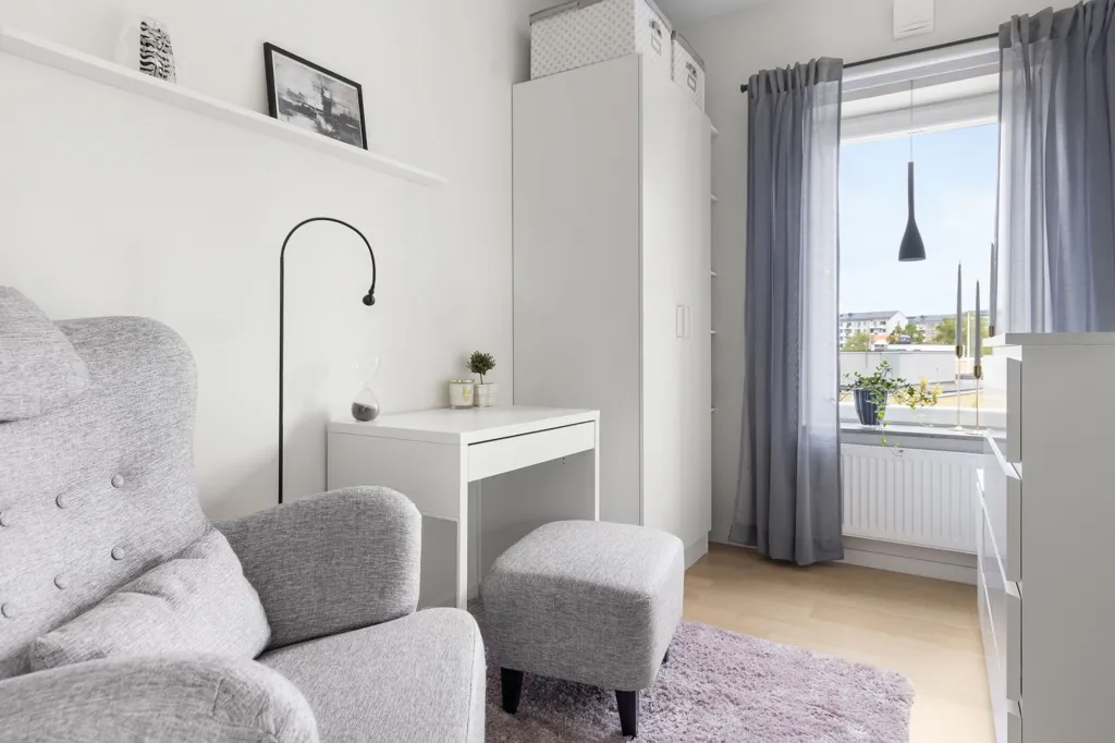 Chambres - Modern Flat with Balcony in Hässelby Strand
