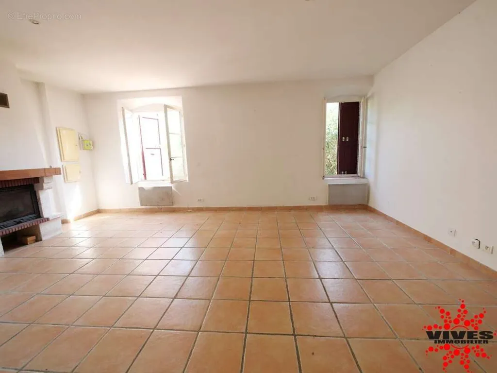 Séjour - Maison de Campagne avec Terrasse à Cruzy