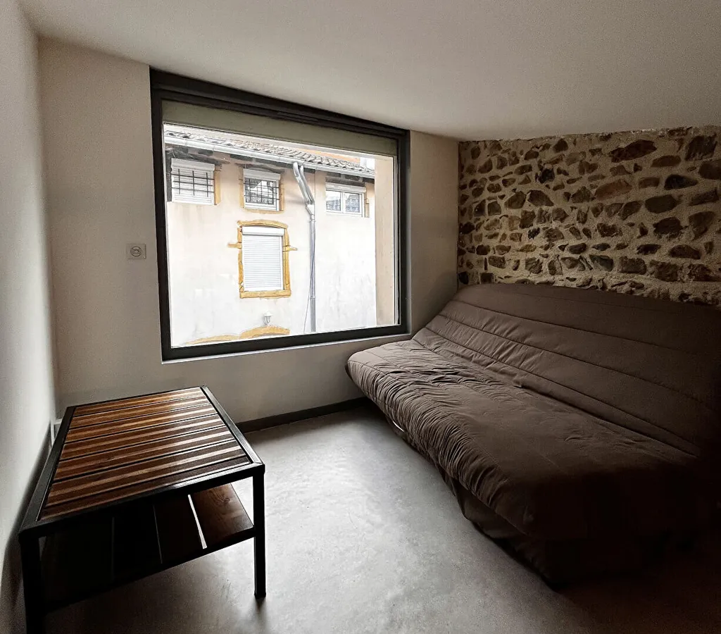 Camere da letto - Fully Renovated Duplex with Terrace in Tarare