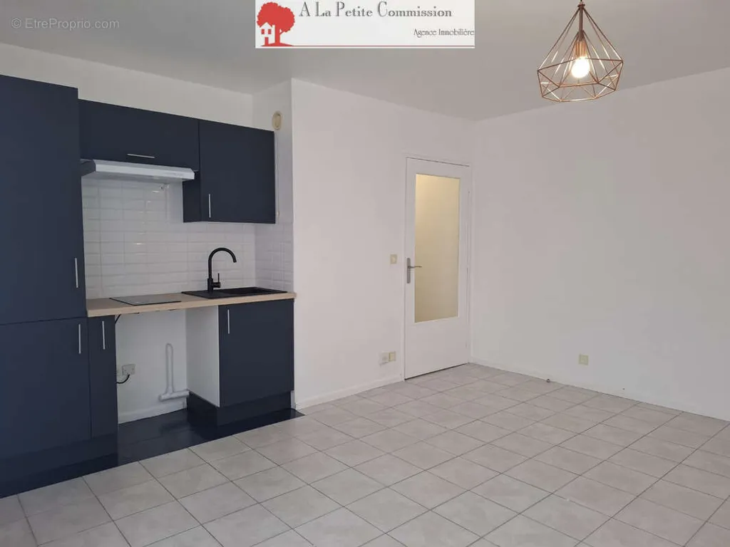Cucina - Renovated Studio near Place des Epars, Chartres