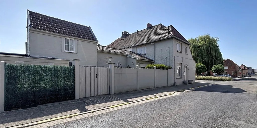 Välivaade - Corner House with Garden in Meulebeke