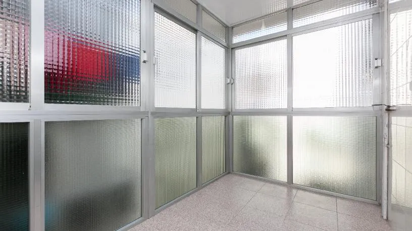 Esik - Alcove Flat with Balcony in Sabadell