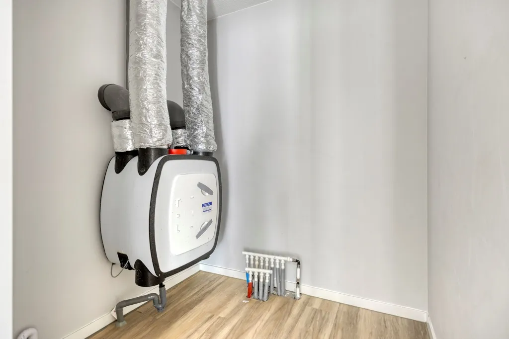 other_room