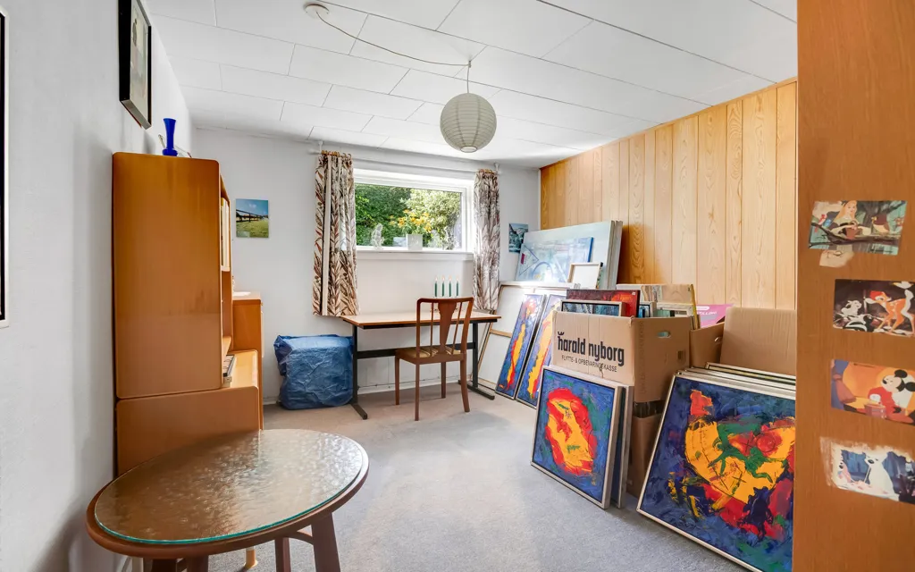 Bureau - 1951 Villa with Garden in Holstebro