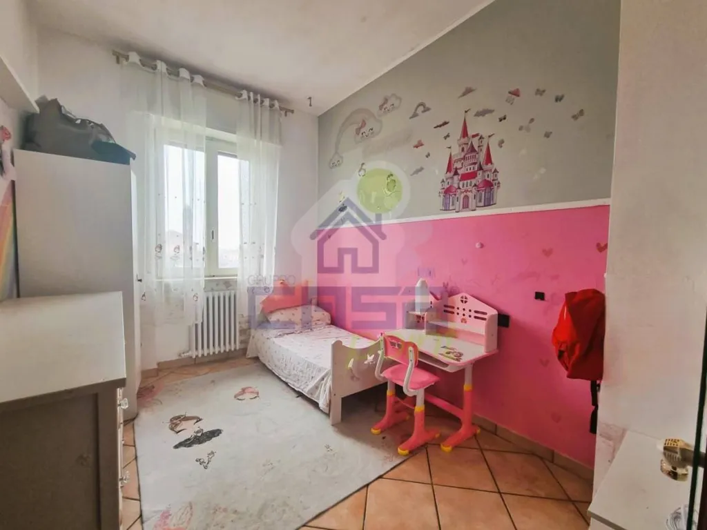 Magamistoad - Modern Apartment with Balcony in Somaglia