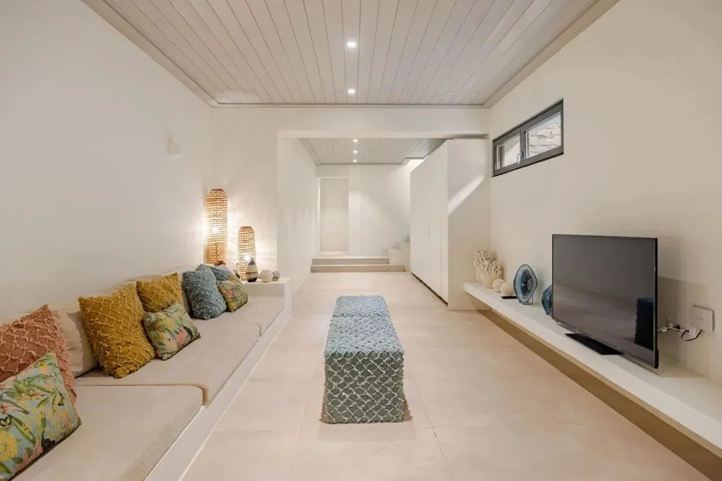 Séjour - Contemporary Cycladic House with Pool in Paros