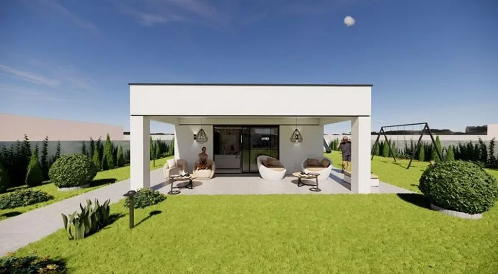 Contemporary House with Pool on De Mataró