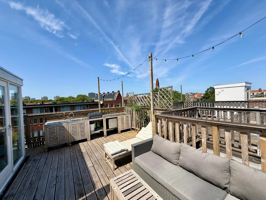 Characterful Apartment with Balcony in Amsterdam