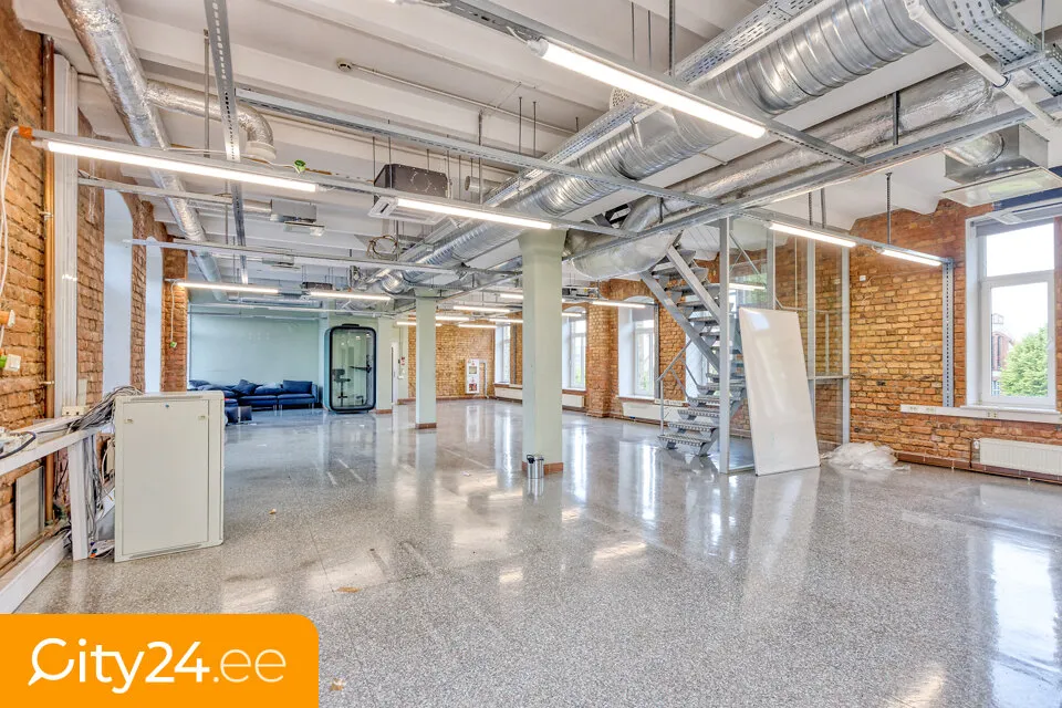 Stanze - Office Building with Modern Lifts in Teika