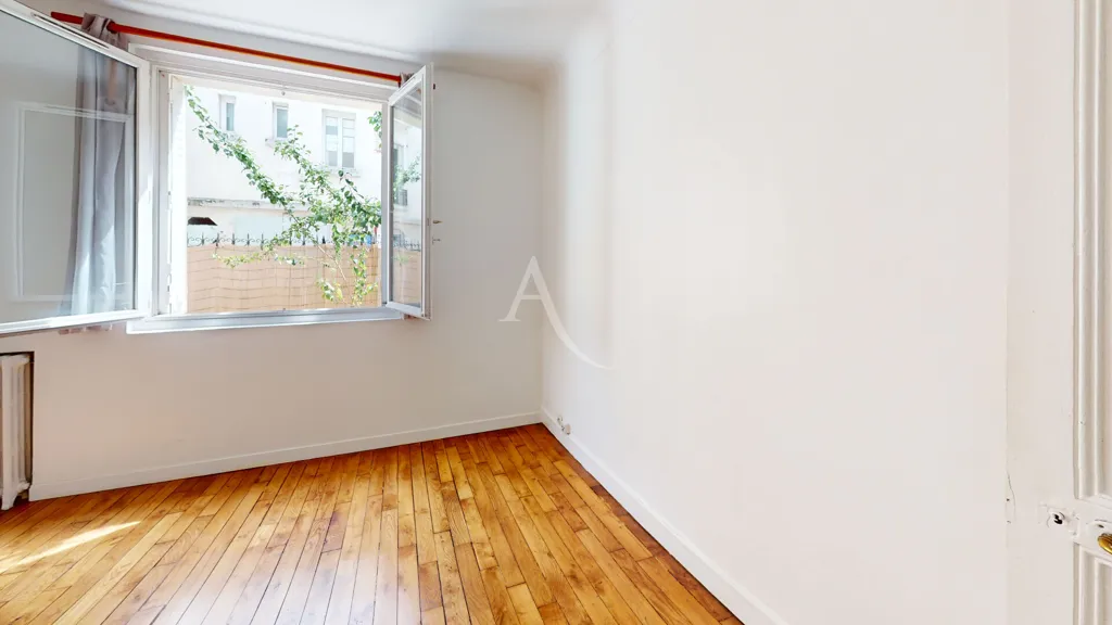 Rooms - Charming Parisian Flat with Terrace on Butte Bergeyre
