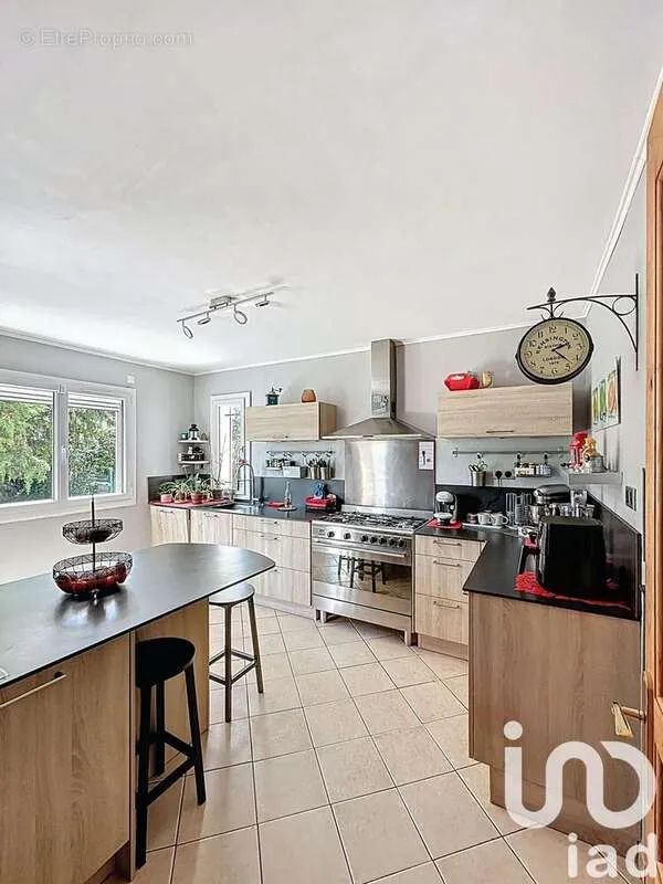 Maison 6 pièces à Grezieu-La-Varenne