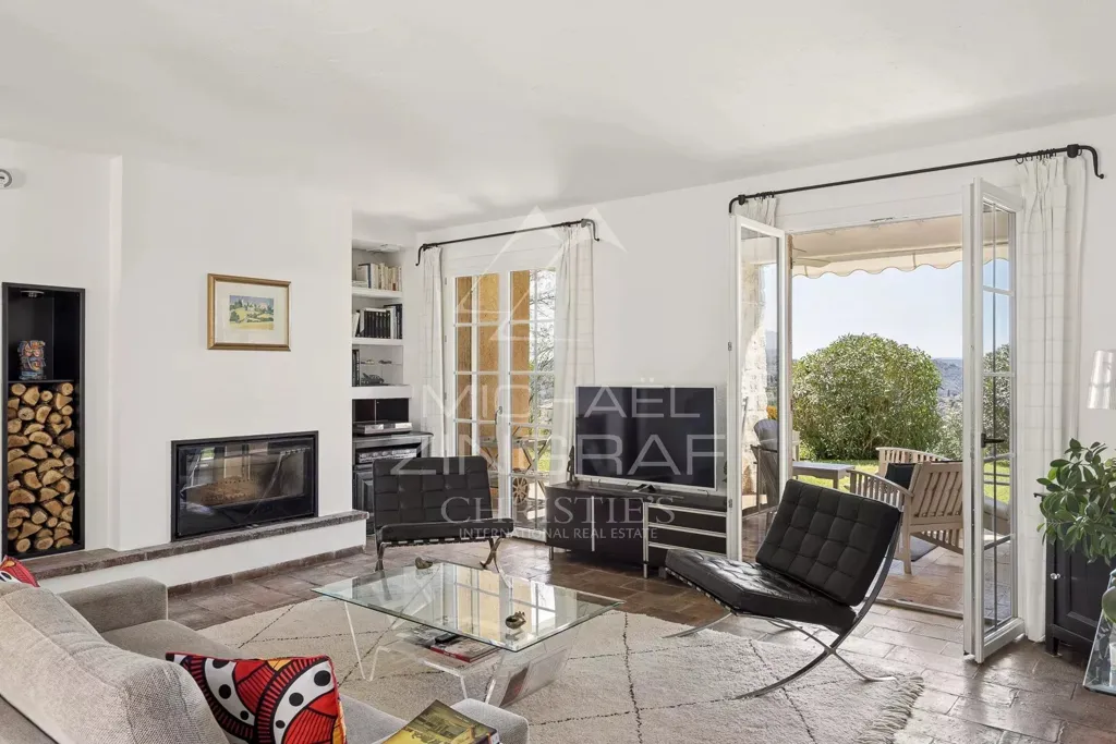Soggiorno - Single Storey Villa with Mountain View in Saint-Paul de Vence