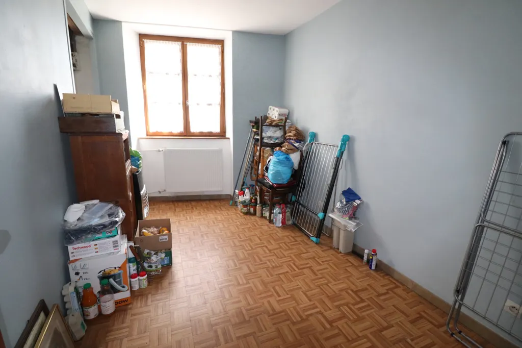 Hauswirtschaftsraum - Stone Cottage with Rental Potential in Desaignes