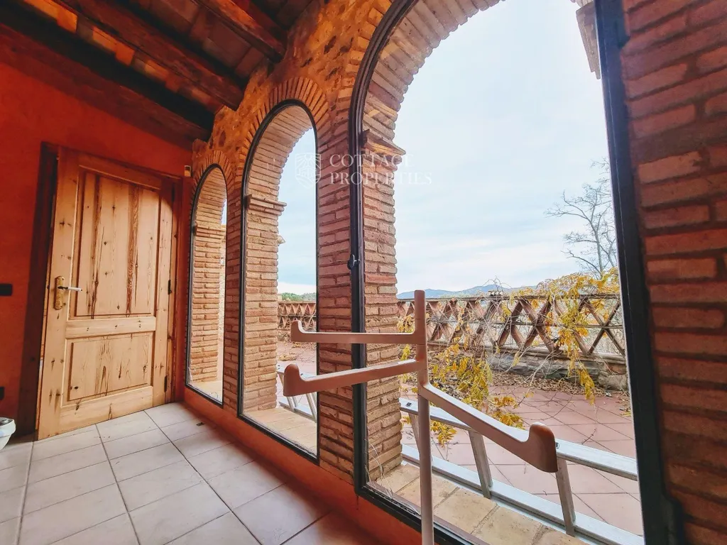 Terrazza - Rustic Estate with Masia in Llagostera