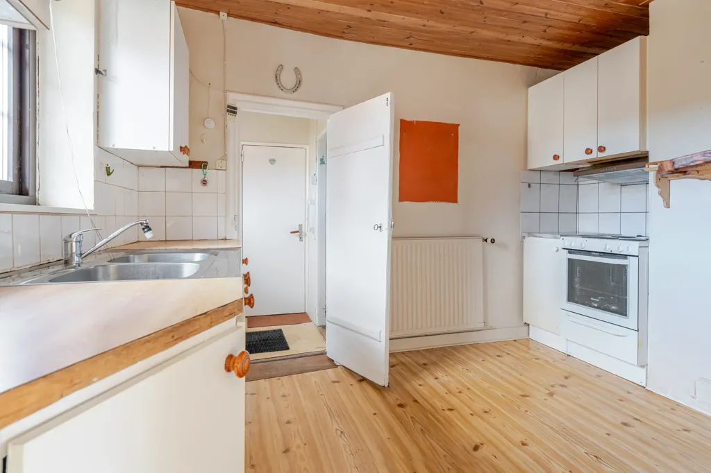 Köök - Renovation-Ready House in Grönby, Söderslätt