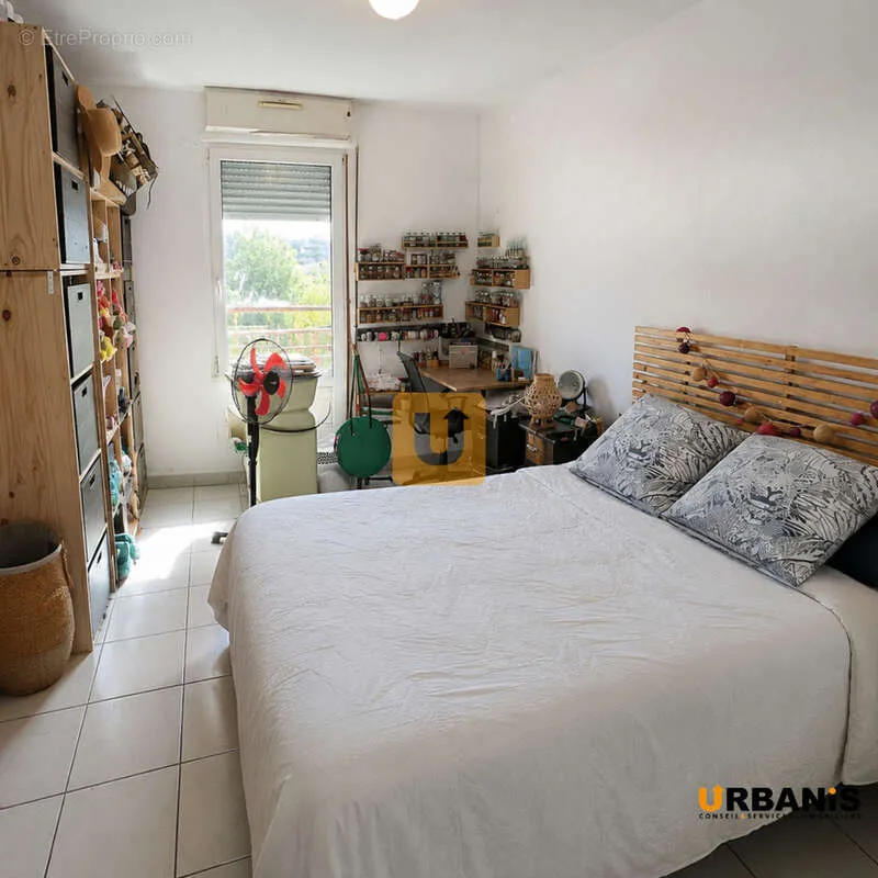 3-toaline korter asukohas Saint-Denis