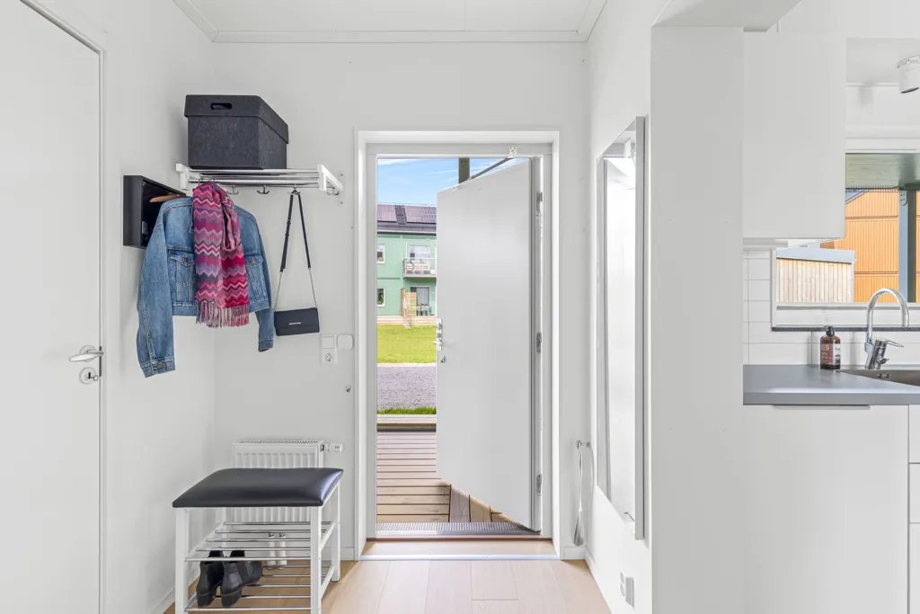 Ingresso - New Flat with Private Entrance in Gunsta