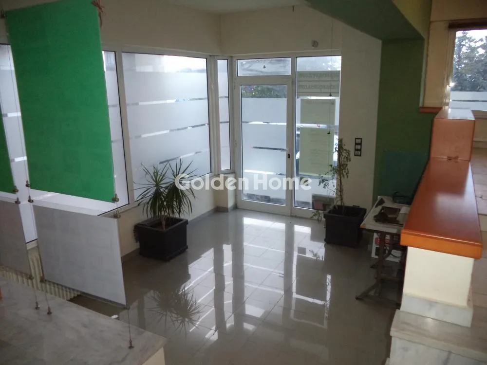 Commercial property in GR