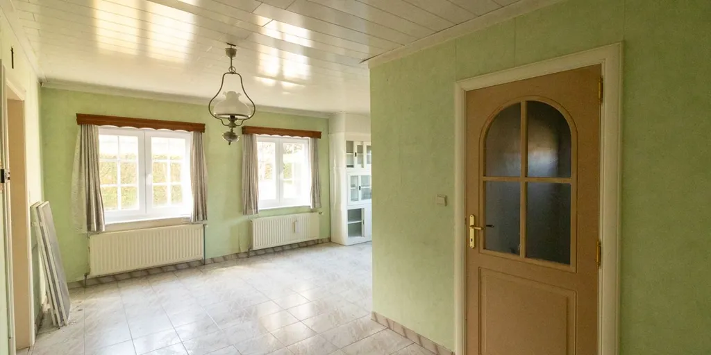 Entrée - Maison à rénover avec jardin à Genk