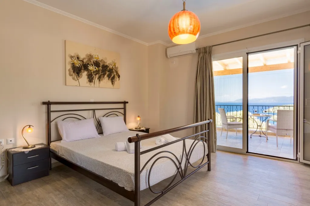 Magamistoad - Villa with Sea Views in Peloponnese, Greece