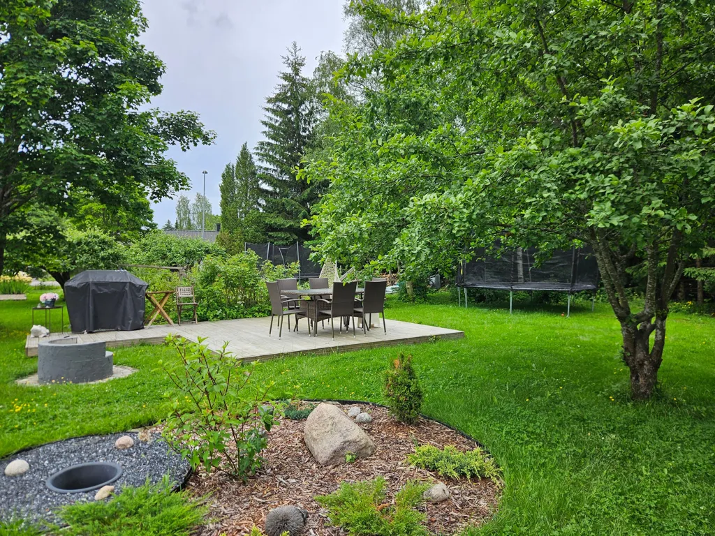 Garden - Classical House with Garden in Lohja