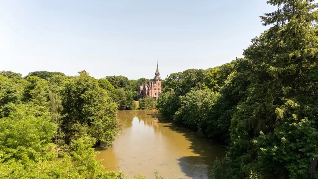 Historic Château with Park in Retie