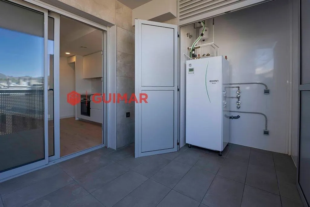 Balcon - Modern Flat with Parking in Ronda Sant Ramon
