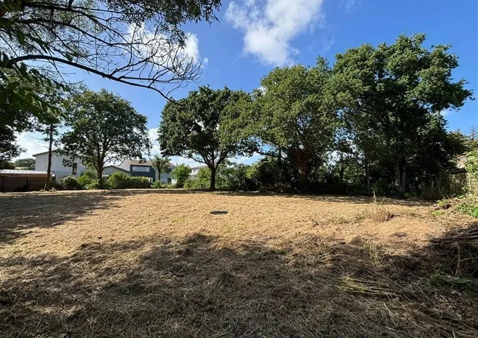 Jardin - Terrain à Construire avec Jardin à Saint-Brevin-Les-Pins