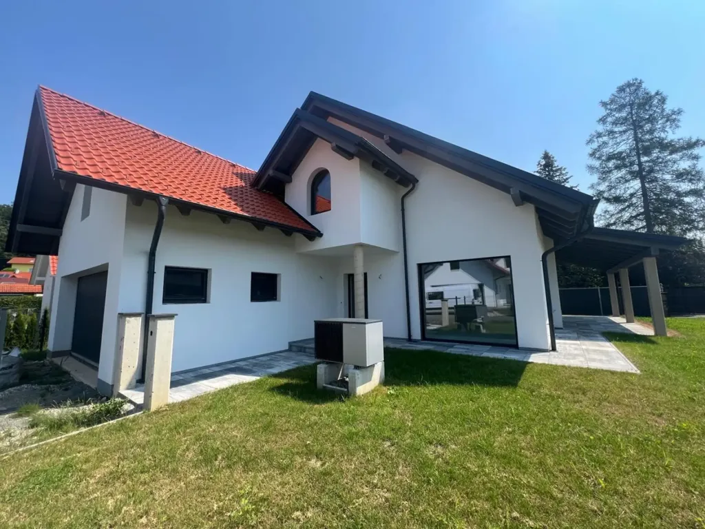Välivaade - Modern Bungalow with Large Terrace in Wies