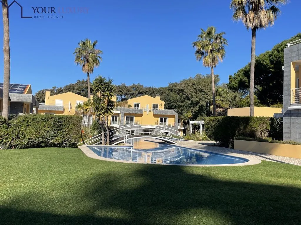 Aed - Luxury Apartment with Pool in Cascais