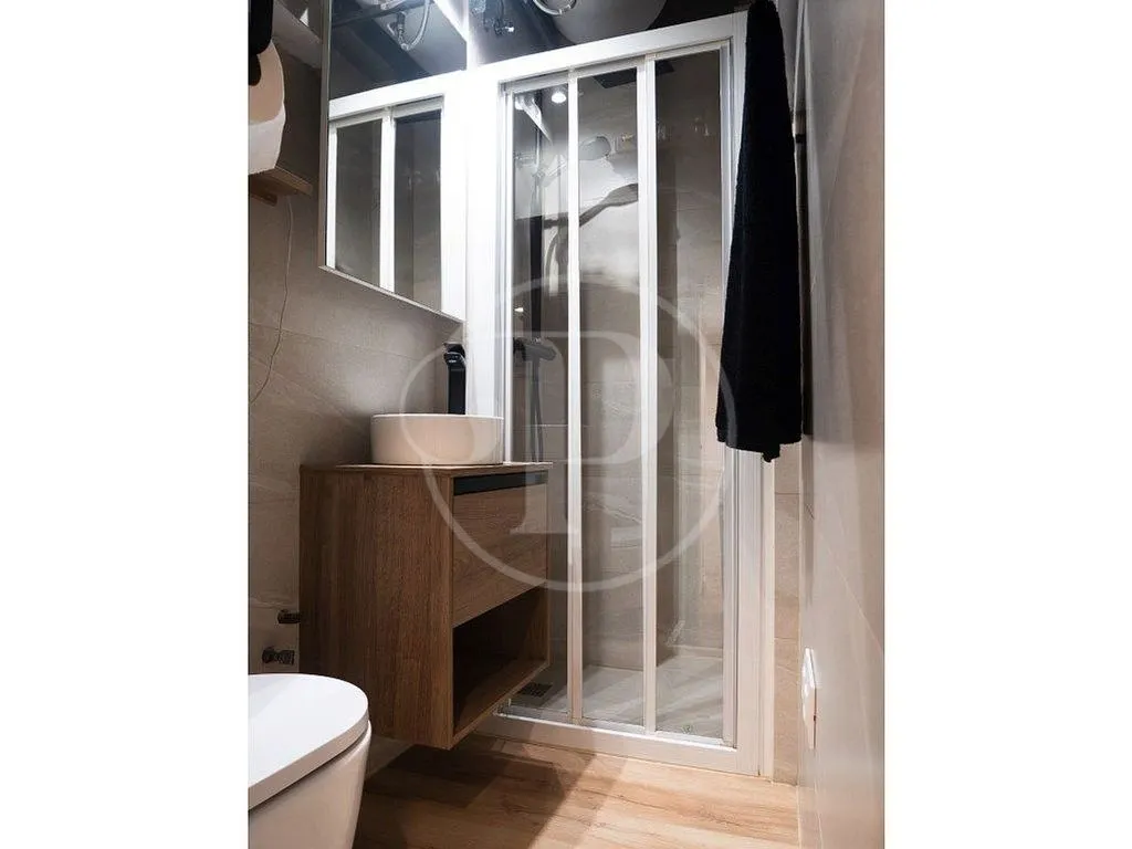 Salles de bain - Studio with Air Conditioning in El Grau, Valencia