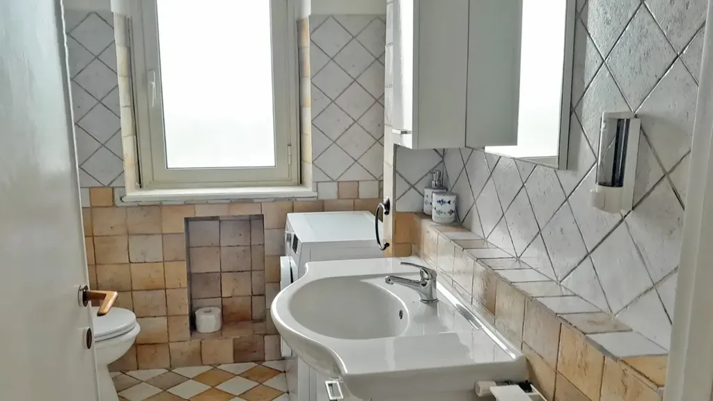 Vannitoad - Trilocale with Balcony in Cerveteri