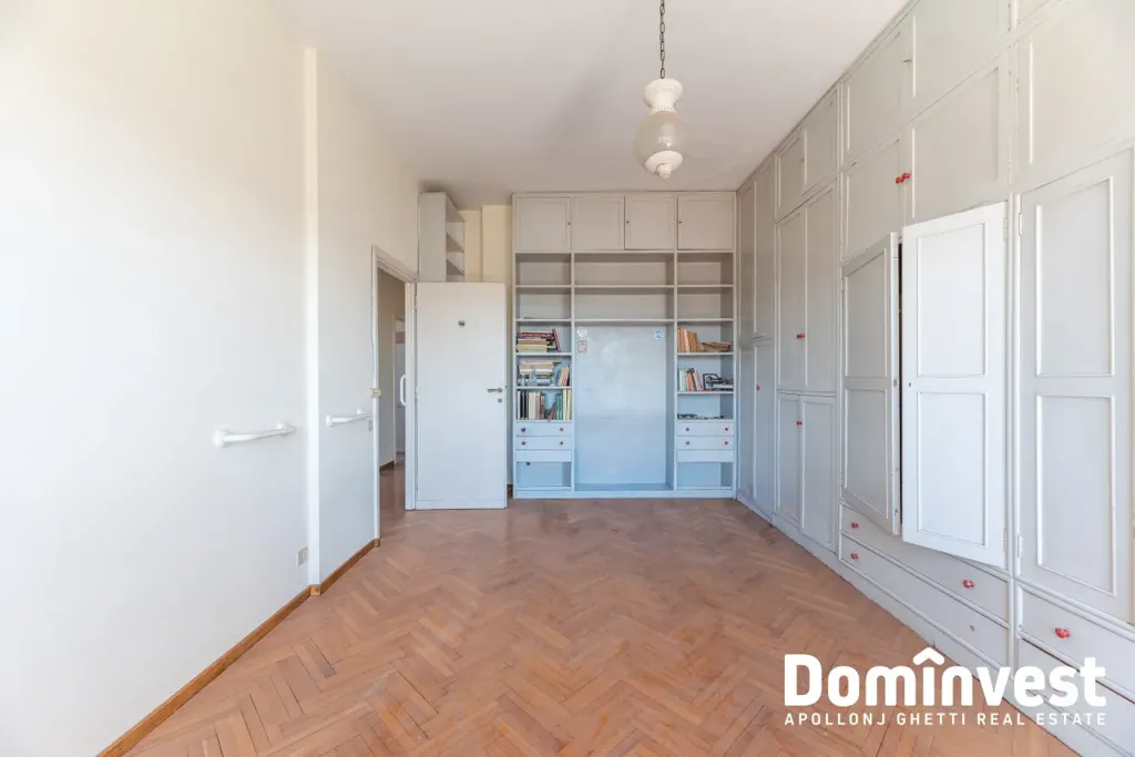 Esik - Attico with Panoramic Terrace in Via Aurelia