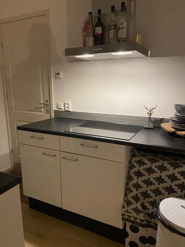 Köök - Historic Apartment with Central Location in Amsterdam