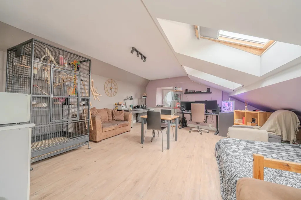 Duplex Haut de Gamme avec Jardin à Nandrin
