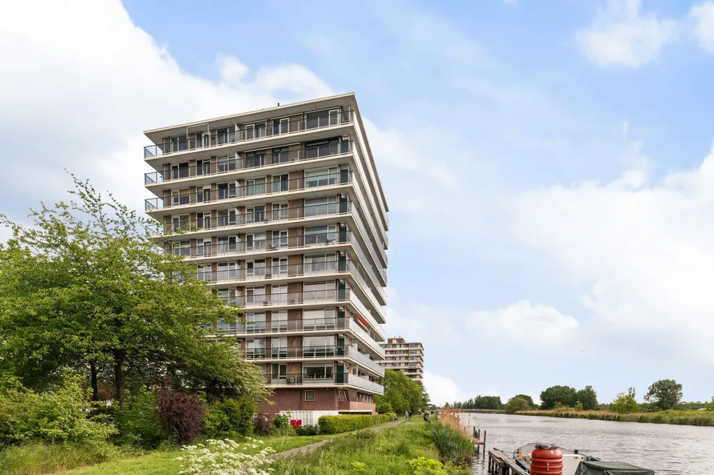 Välivaade - 3-Bedroom Apartment with Water View in Maassluis