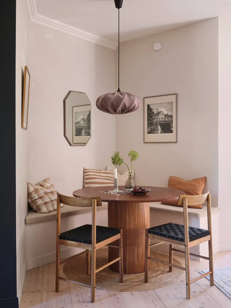 Söögituba - Funkistyle Flat with Balcony in Midsommarkransen