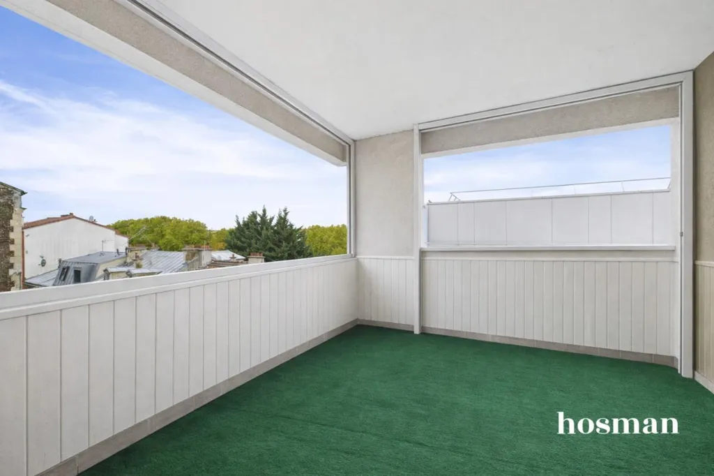 Balcony - 4-Piece Flat with Balcony in Saint-Denis