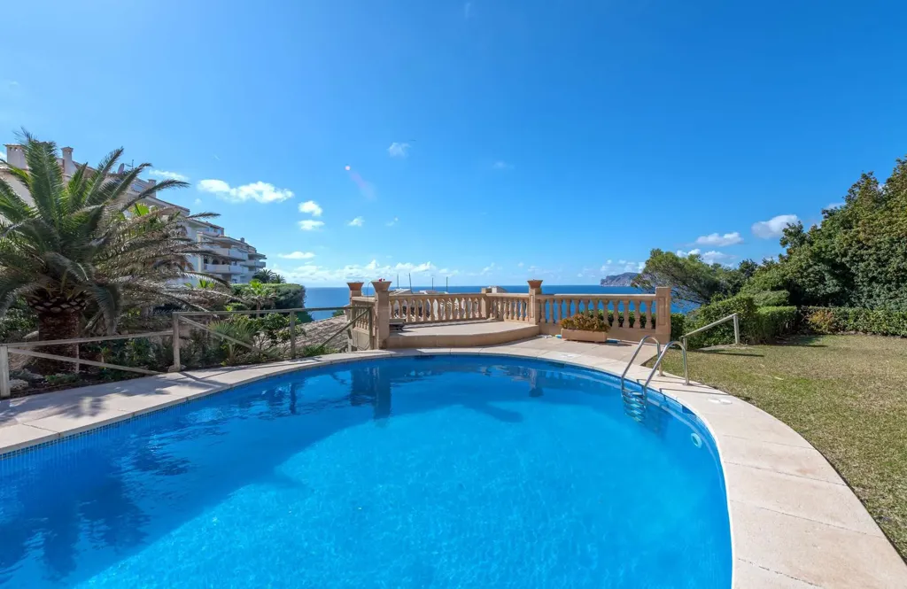 Piscine - Penthouse with Sea View in Santa Ponça