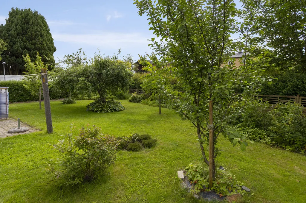 Aed - 1936 Villa with Garden in Aabenraa