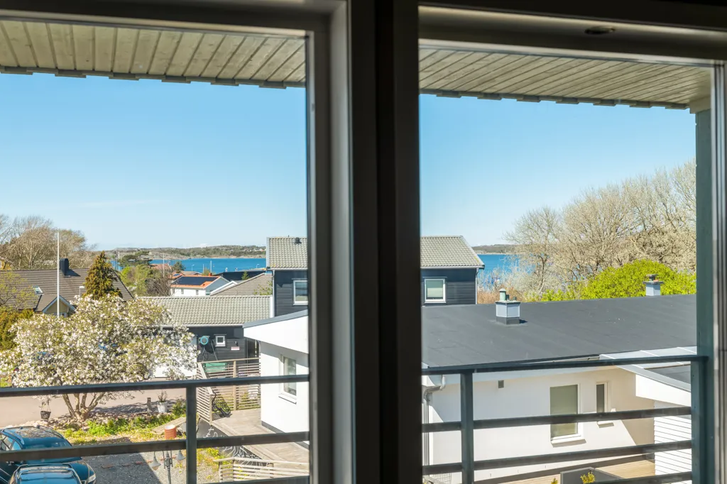Balcone - Villa with Sea View in Hjuvik