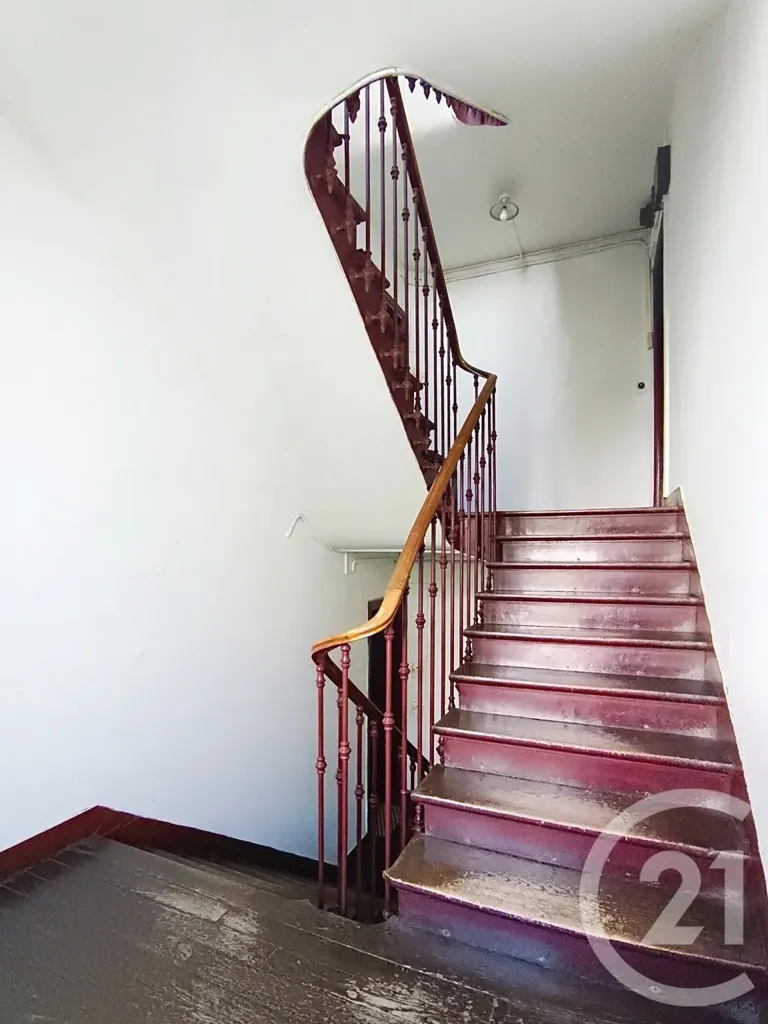 Toad - Bright 2-Bedroom Flat with Garden in St Denis