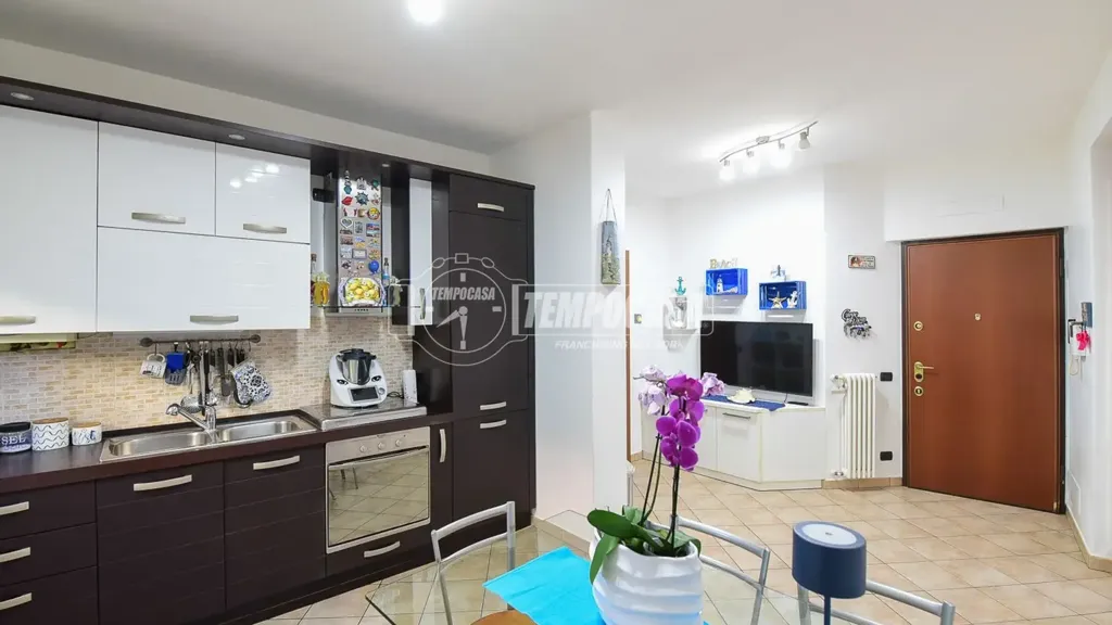 Kitchen - Bilocale with Garden and Box in Cantù