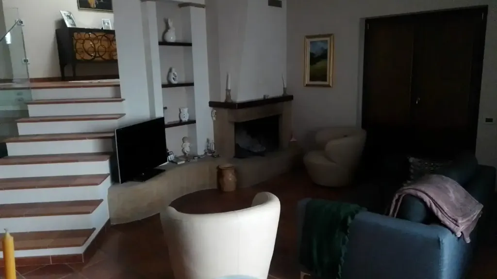 Séjour - Rustic Villa with Garden in Lattarico