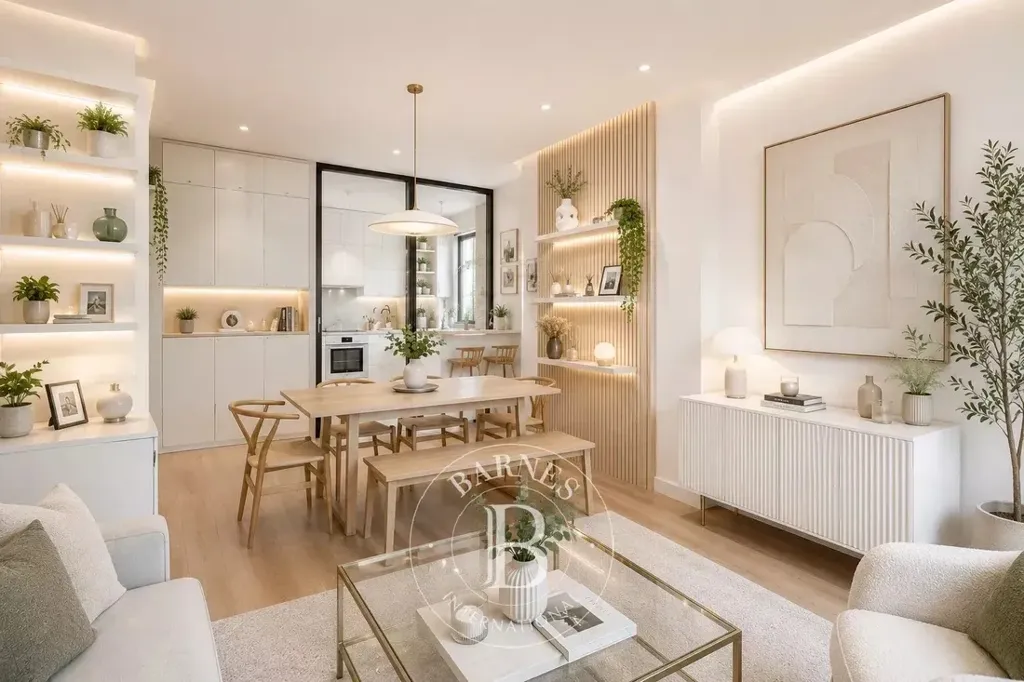 Séjour - Appartement 3 Chambres avec Vue Sud à Paris 8