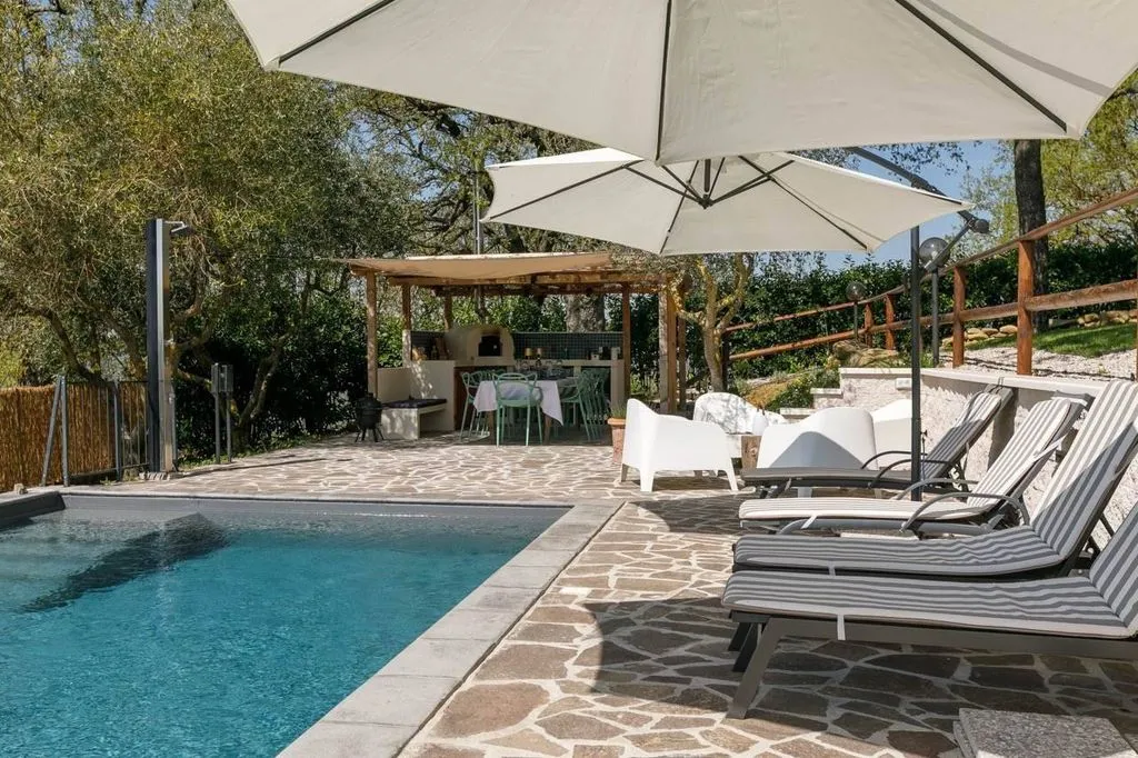 Bassein - Luxury Villa with Garden in Umbertide