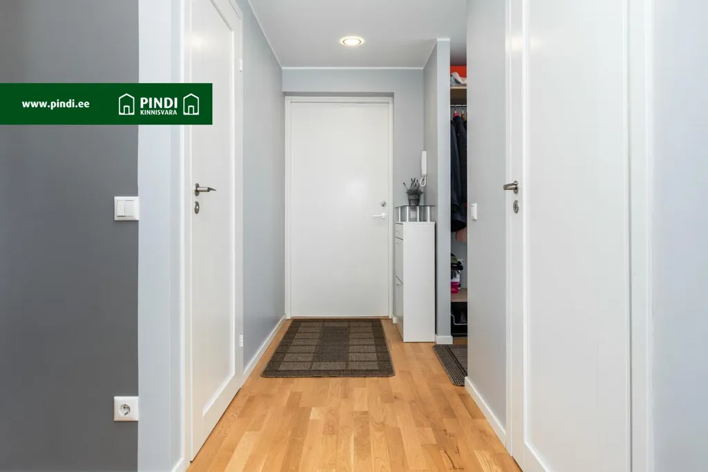 Entrée - Modern Flat with Balcony in Pärnu City Centre